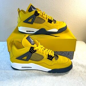 Nike Shoes Air Jordan 4 Retro “Lighting” 2024